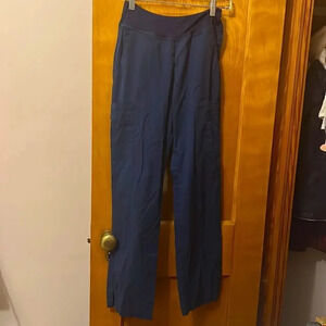 Scrubs White Cross Yoga pants Allure navy